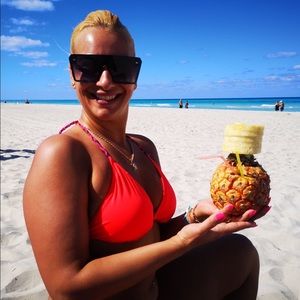 Meet your Posher, Diana